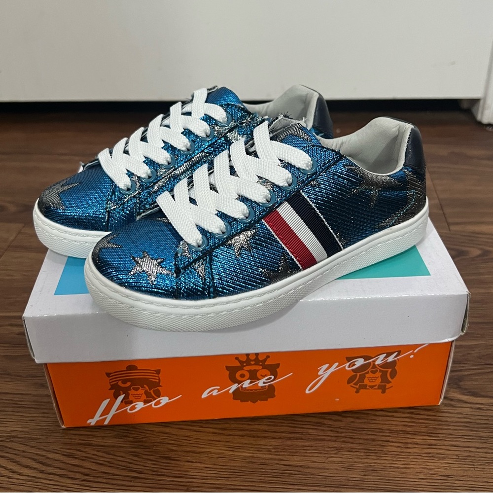 NIB Hoo Blue Ava Star & Stripe Metallic Star Lace Up Sneakers Size 12 Children’s